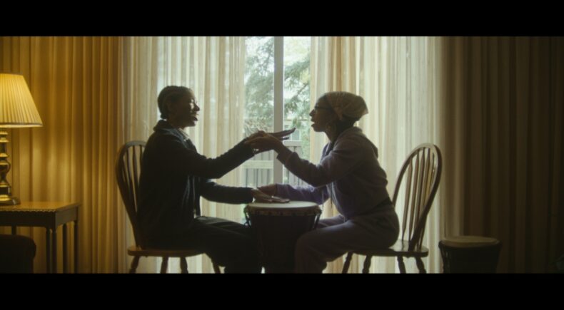 Talking Drum - still #4
