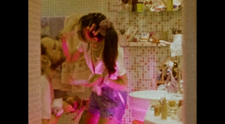 Ana & Oto - still #4